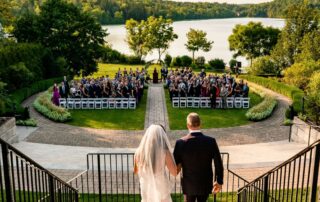 The Lake House Inn in Perkasie PA features a beautiful waterfront ceremony.